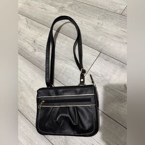 Relic Black  Leather Crossbody Purse with Adjustable Strap